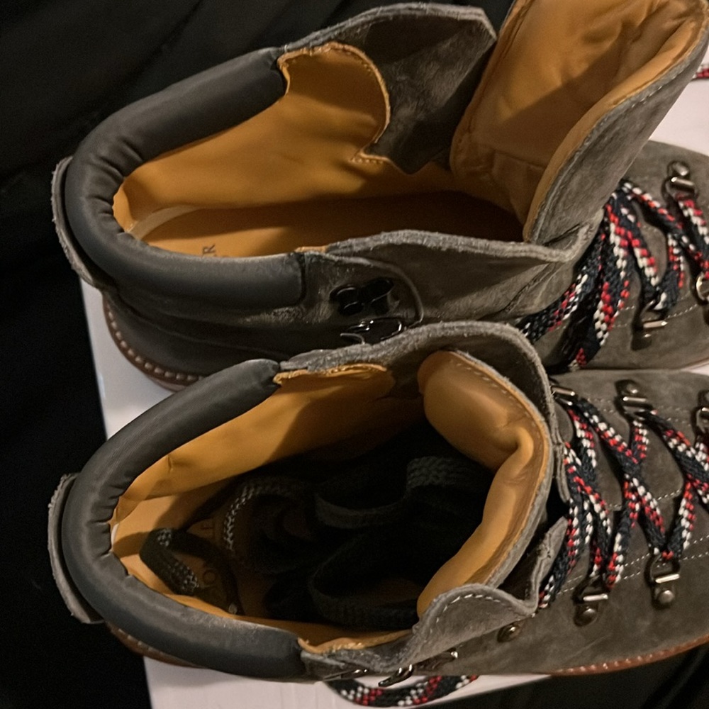 Moncler Peak Hiking boots. - Picture 7 of 7